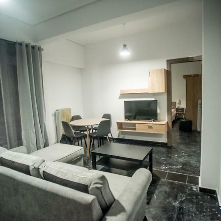 Explore Greece From Bright City Centre Apartment Chalkida Exterior foto
