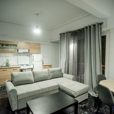 Explore Greece From Bright City Centre Apartment Chalkida Exterior foto